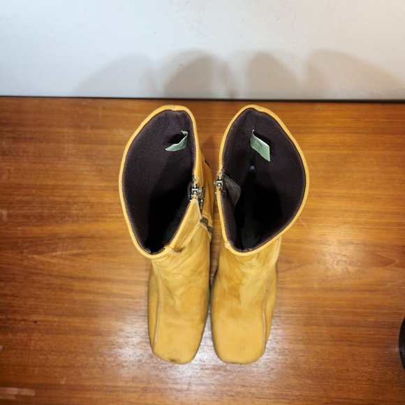 Timberland Original Yellow Waterproof Boots Women (8.5) - Picture 3 of 15